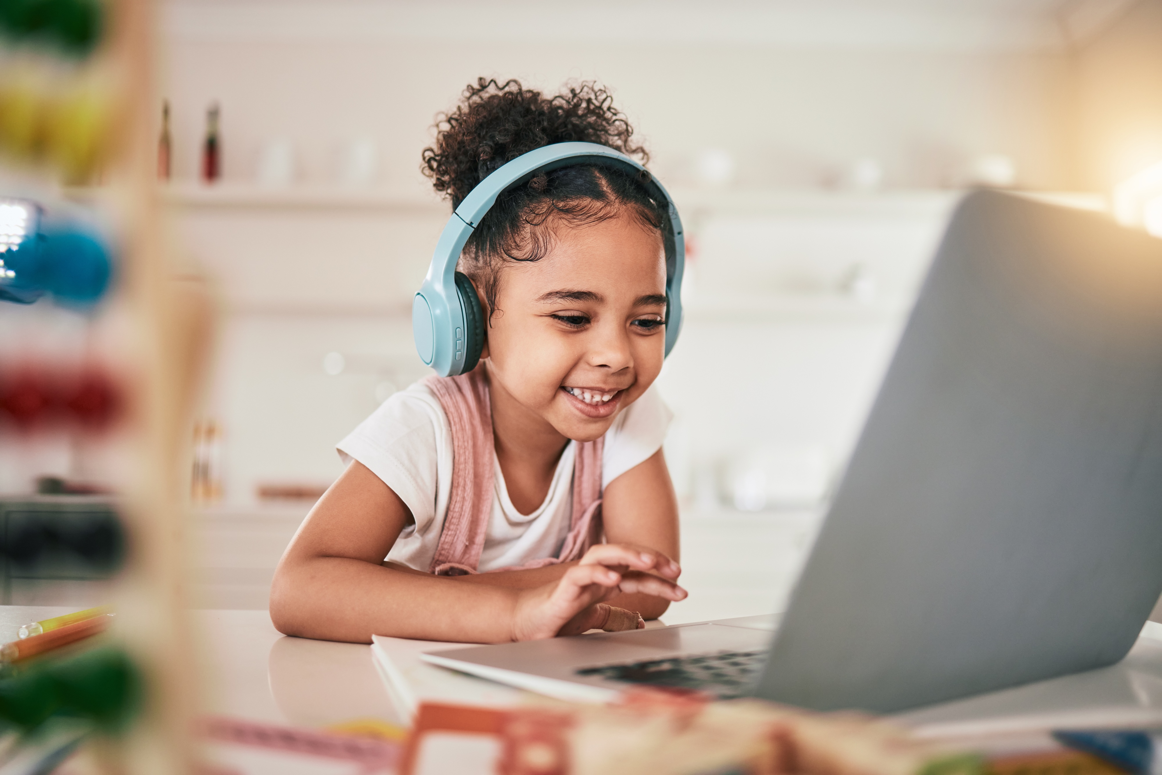 Child using computer